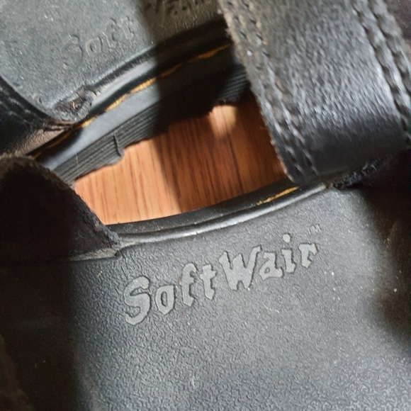 Dr. Martens Vossie Sandals - Picture 5 of 6